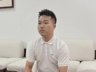 "结婚8年3女非亲生"当事人首次摘下口罩:不怕异样眼光