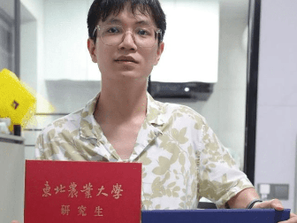小伙获"双一流"硕士学位 求职面试5轮因第一学历被拒
