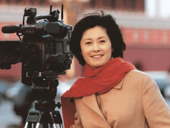 敬一丹30多岁从高校辞职进央视 比崔永元水均益大8岁
