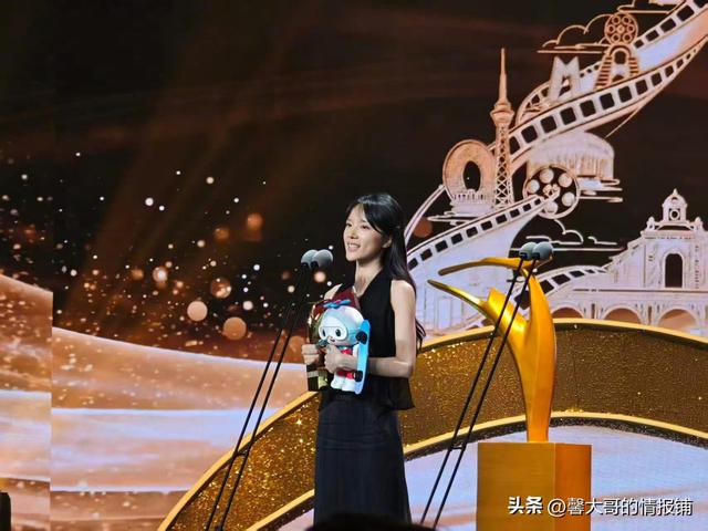 击败高叶张子枫！李思潼凭《给阿嬷的情书》封后，00花格局要变天