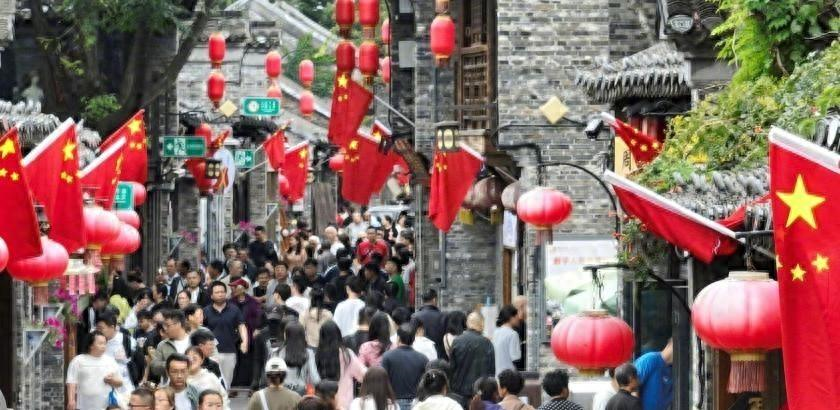 好消息！2026中秋不用调休，国庆放假有变，打工人提前规划假期