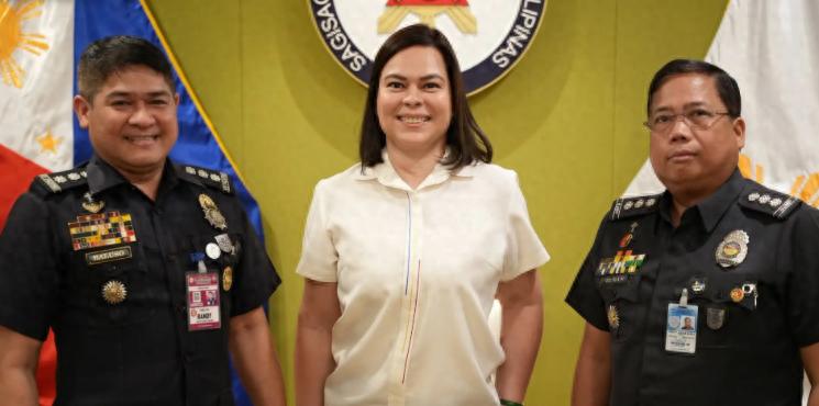 法院逮捕令前脚落地，老杜女儿后脚就主动投案，这一招意味深长