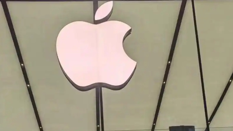 曝iPhone折叠手机大小相当于护照