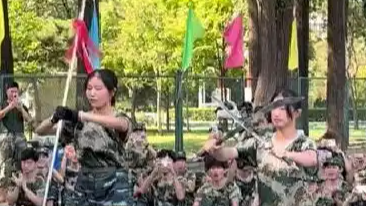 北京体育大学军训遍地“武状元”