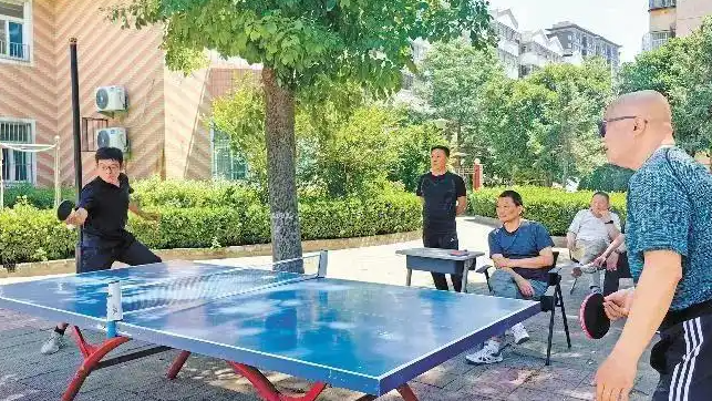 小区选择不要物业 居民自己管自己