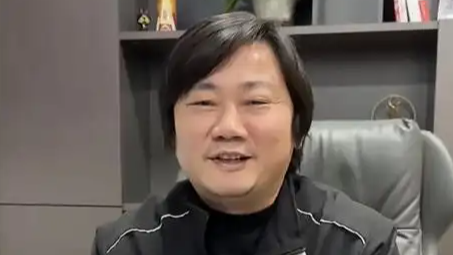 张雪惊讶97岁李锦记掌门人喝冰可乐