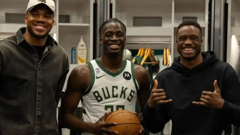 最强关系户告别NBA