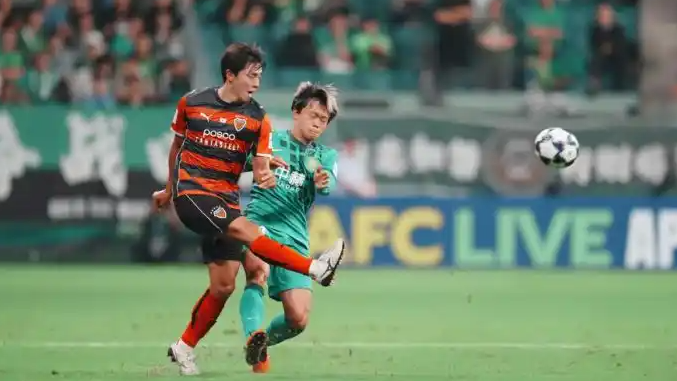 北京国安3比1击败韩国浦项铁人
