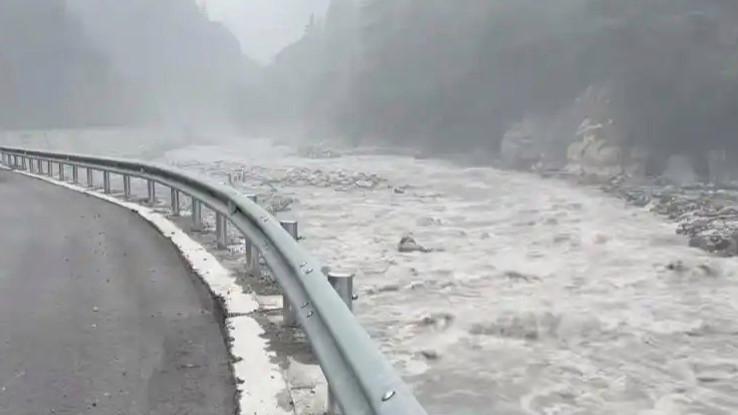 遭遇泥石流如何避险？牢记这三点