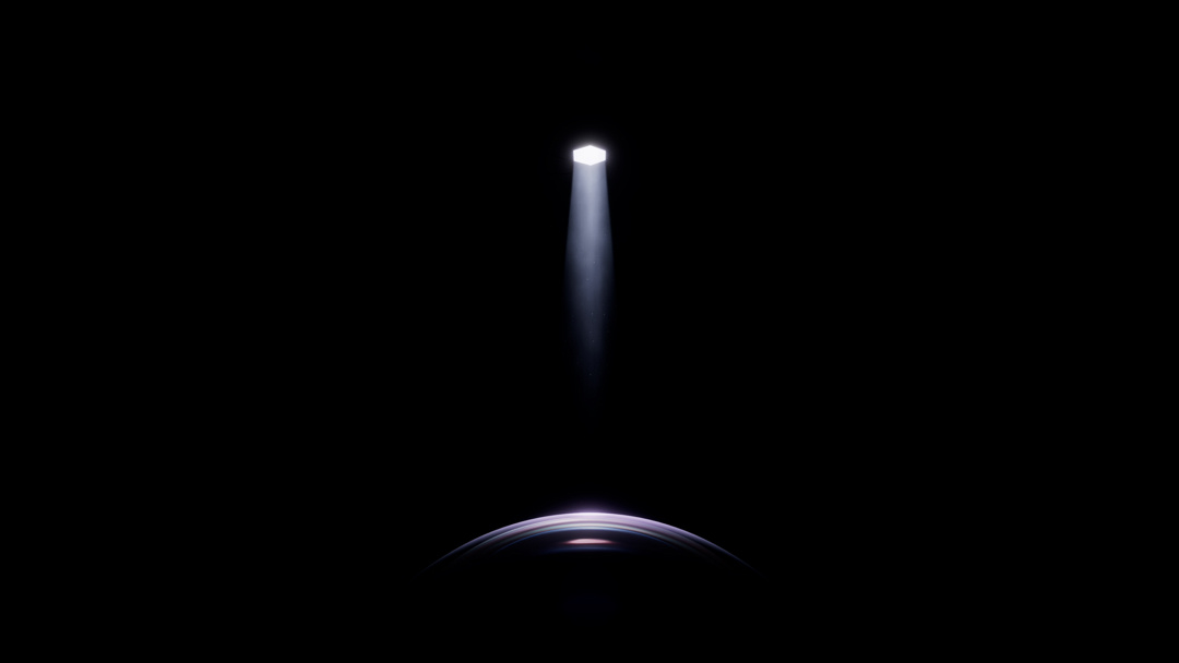 iPhone 18 Pro 发布会前夕，苹果新 CEO 特努斯发布神秘预热视频“暗示”可变光圈