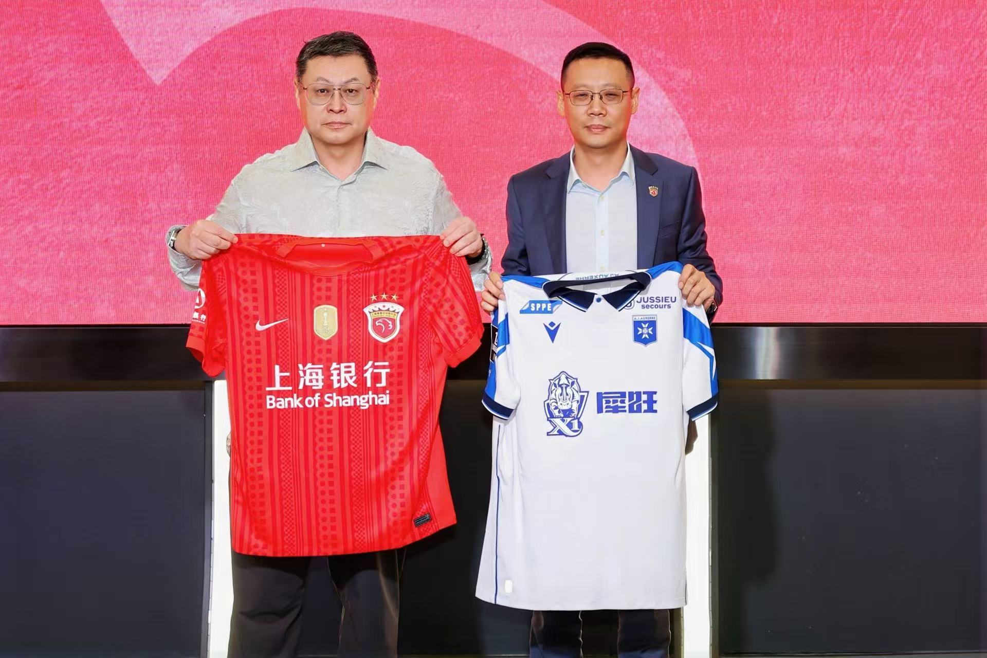 上海海港U17队留洋欧塞尔，真正的成长永远发生在舒适区外