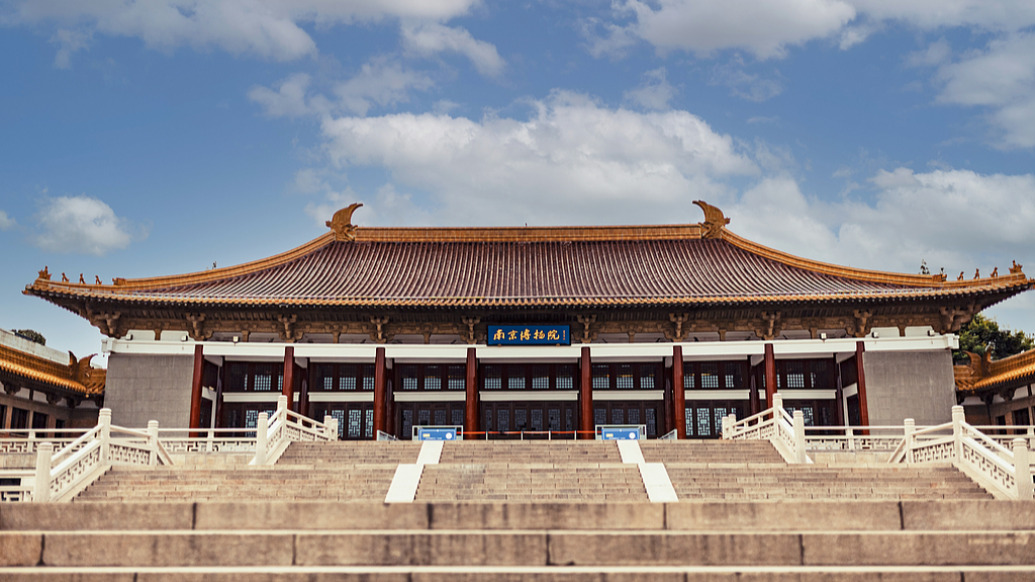受赠文物事件处理结果公布！南京博物院原院长徐湖平获刑三年