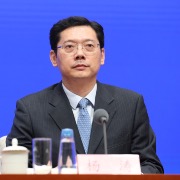 商务部：下一步积极扩大优质产品进口，促进进出口平衡发展
