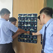 言短意长｜统一收手机倒逼学生专注课堂，这招能在高校奏效吗？