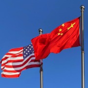 人民日报钟声：相向而行，走好大国正确相处之道