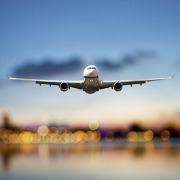 国台办：希望台湾方面顺应民意，尽快取消对两岸航空运输不合理限制