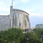 是否邀请特朗普出席APEC深圳峰会？外交部：中美就年内两国元首互动安排保持着沟通