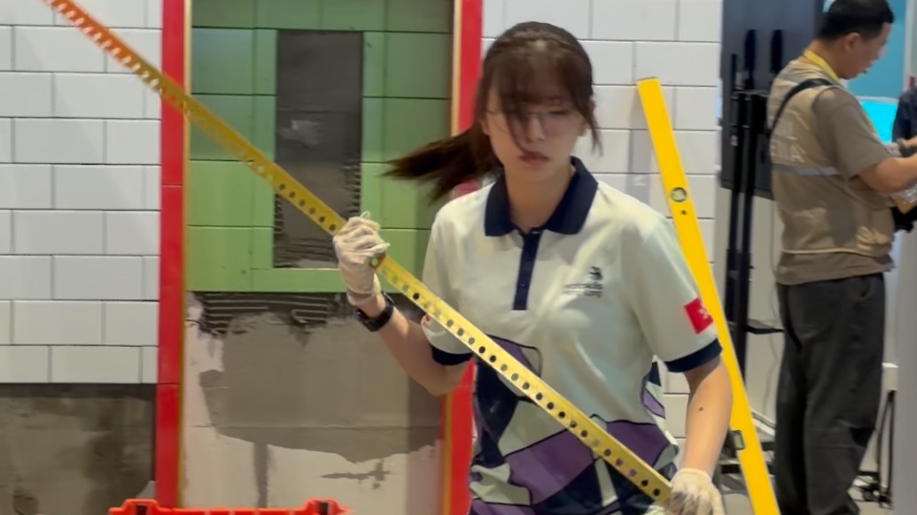 瓷砖贴面项目唯一女选手！21岁中国香港女生站上世赛舞台