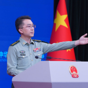 东部战区空军近日组织某部现役官兵与预备役人员混编复训，国防部回应