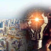 多家上市房企发声：积极应对新政，调整经营策略