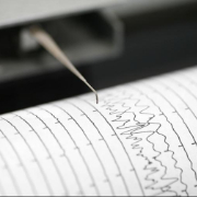 日本茨城县南部发生4.9级地震，东京震感明显