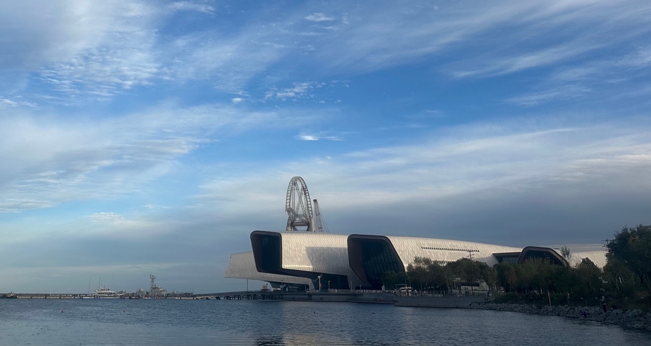 奔赴“县”场｜离北京最近的海边越来越好玩了