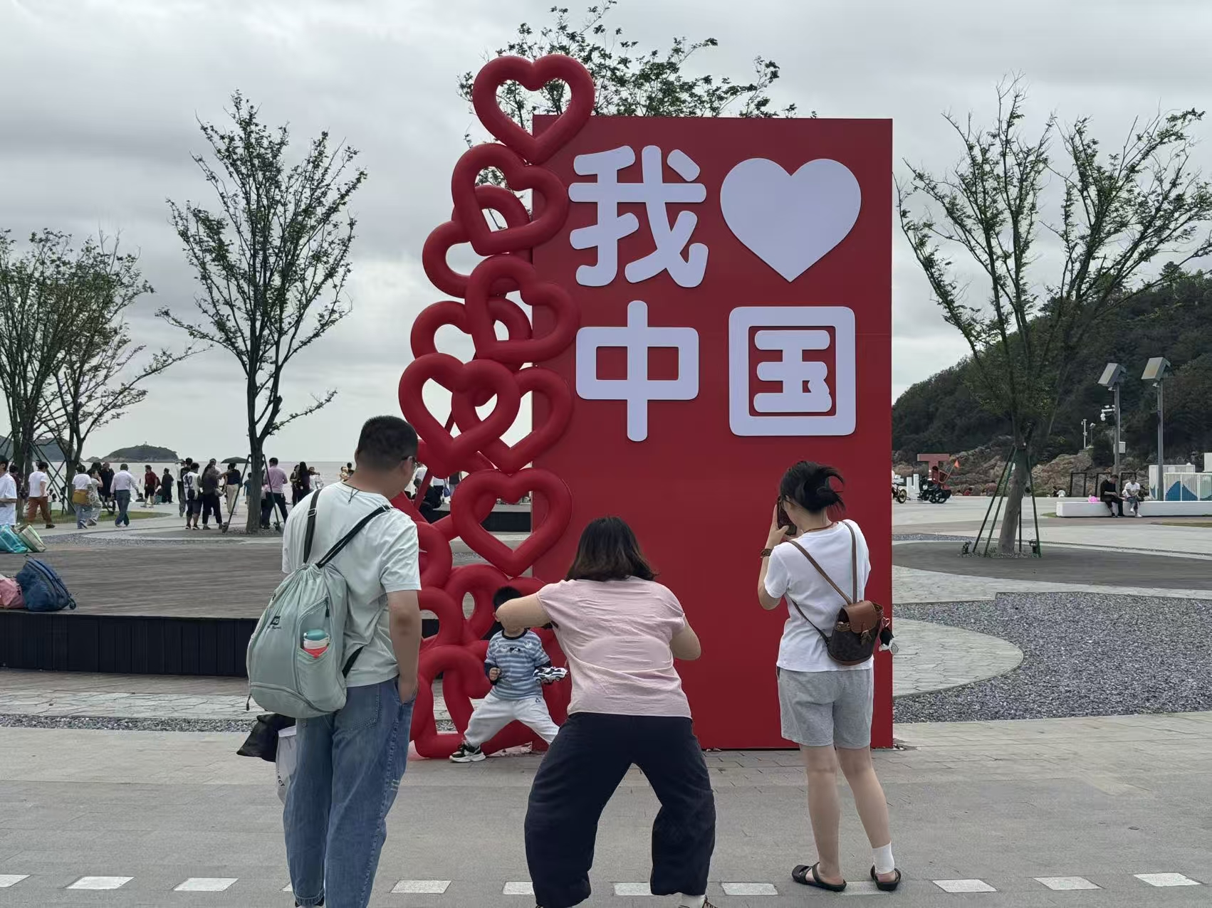 奔赴“县”场｜“能看海的地铁”通了，半岛县象山准备好了