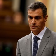 西班牙首相宣布将提前举行大选