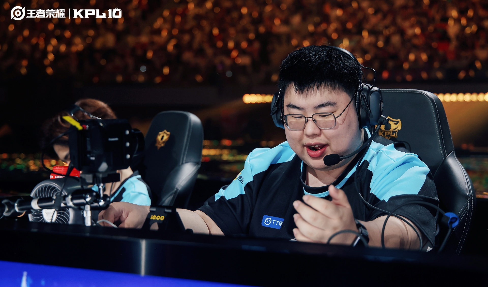 从替补席到FMVP：小胖的涅槃之夏，一场爽文男主式的归来