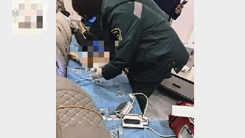 哈尔滨68岁老人发病身亡家属质疑抢救不规范，急救中心：涉事人员已被停职