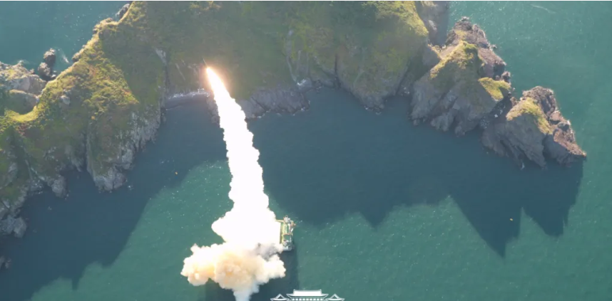 韩国首次试射助推滑翔高超导弹，半岛高超竞赛愈演愈烈