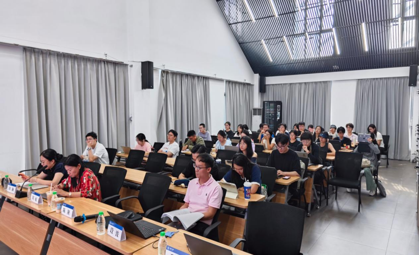 美国文学的族裔性、非族裔性与反族裔性——全球史视角与中国批判