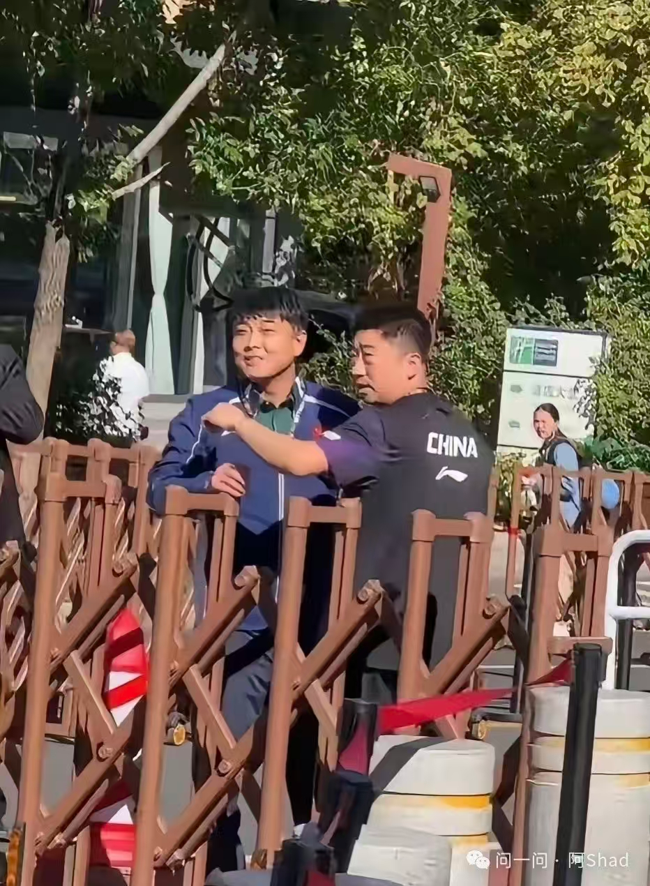 马上评｜畸形饭圈是怎么操纵低龄粉丝以身试法的？
