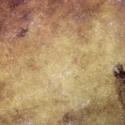 利用宇宙学观测探索中微子绝对质量有了新依据