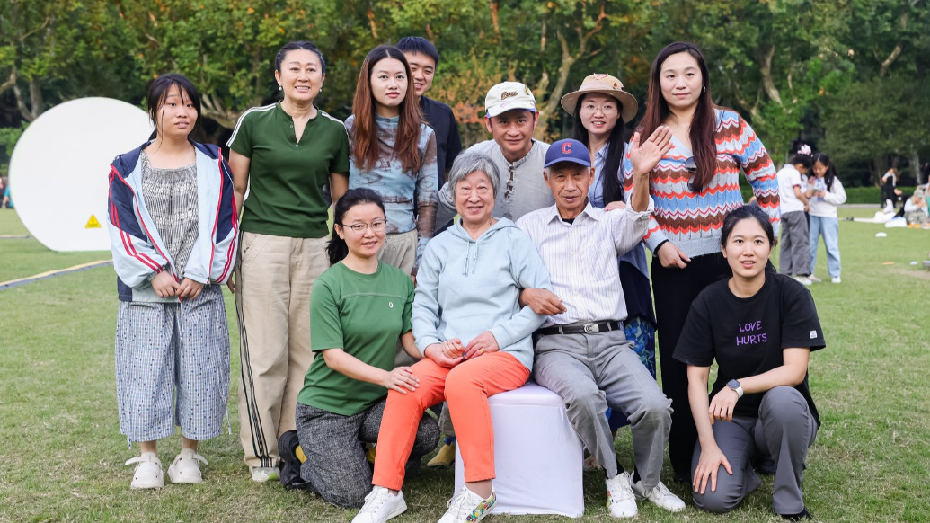 老年DJ兴趣班、身体即兴舞，复兴公园变身全龄艺术现场