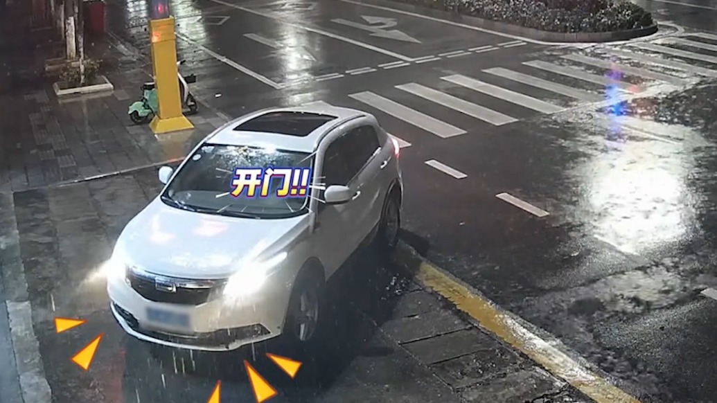“自投罗网”？男子醉驾把车停交警大队门口，鸣笛“叫门”后就地睡着
