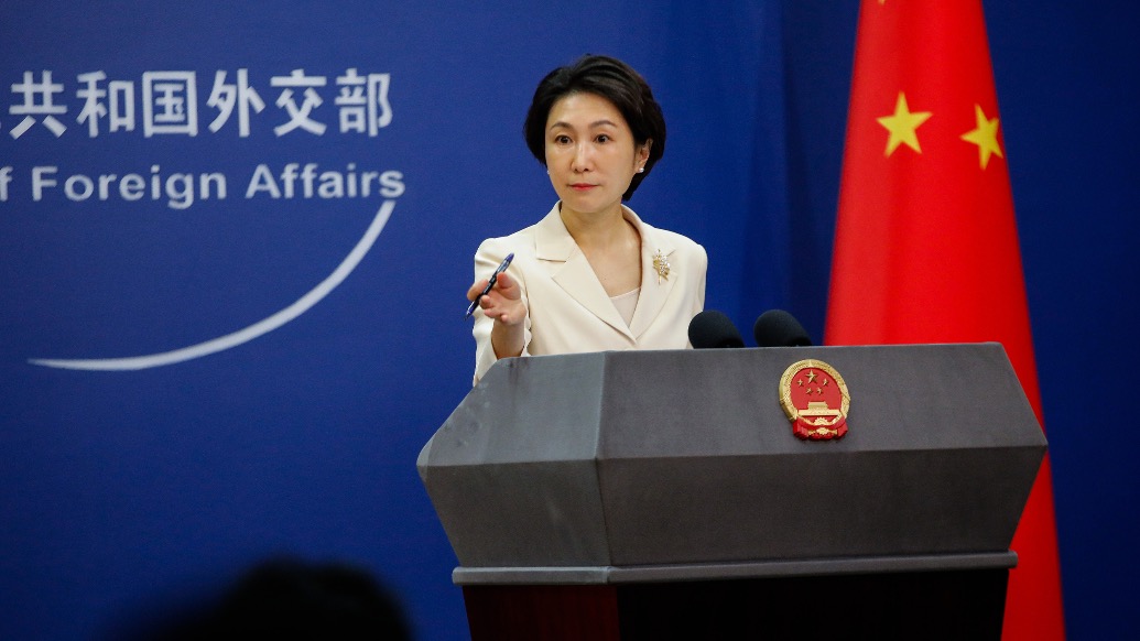美方称中国在台湾岛以东海域的海上活动严重破坏稳定，外交部回应