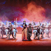 多地领导干部为何纷纷调研大型实景演出？