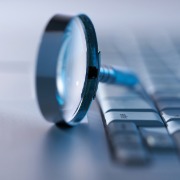 拍“碰瓷”视频、发涉企负面帖文，4起网络舆情敲诈典型案例公布