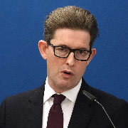 英国军情五处局长：伊朗已盯上英军基地，费尔福德“并非个例”