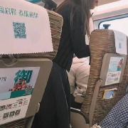 马上评｜高铁上免提通话扰邻，只能靠劝来解决吗