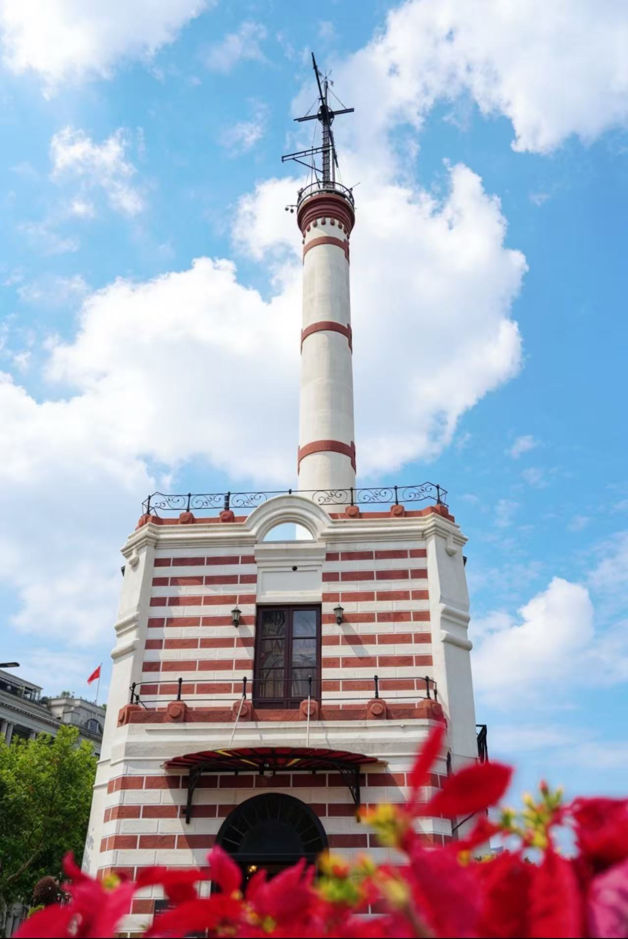 曾为黄浦江来往船只提供气象信息，上海外滩百年信号台焕新开放
