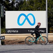 Meta发布“美国最强开放权重模型”，罕见牵手苹果实现Mac电脑运行