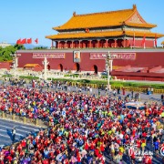 奥运世锦赛双料冠军托拉北马夺冠，刷新中国境内赛事最快成绩