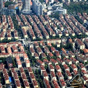 上海9月二手房价同比上涨0.8%，成为全国第一个同比转涨城市
