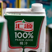 汇源集团宣布与 “汇源” 品牌切割：推新品牌 “咱家果源” ，重整投资人股权被冻结，诉讼仍在推进