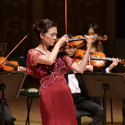 小提琴家姚珏领衔香港弦乐团，在香港首演《粤剧幻想曲》
