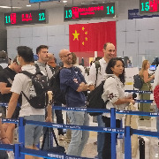 三季度1.92亿人次出入境，入境外国人超七成免签
