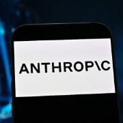 送股份、设基金，马斯克与Anthropic的AI财富分配路线有何不同