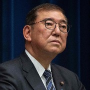 石破茂痛批高市早苗：对待历史“不诚实”，怎能取信他国